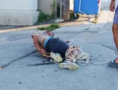 Ληστής έφαγε της χρονιάς του στην Κρήτη και τον παρέδωσαν δεμένο «σαν σαλάμι» στην Αστυνομία